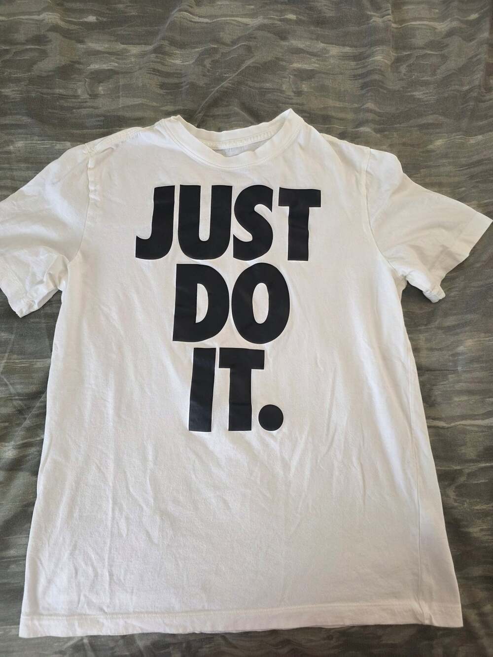 Nike Just Do It Men's T-Shirt Size M White Black Graphic Logo Short Sleeve Tee